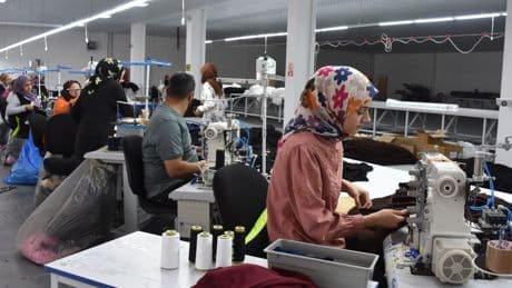 Tekstilde yalanlar ve gerçekler: 'Mısır’a kaçarım’ tehdidiyle işçiler baskı altında
