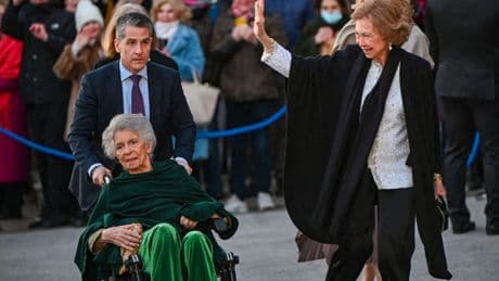 El &quot;preocupante&quot; motivo por el que la reina Sofía no ha comenzado sus vacaciones en Palma