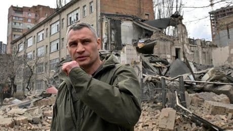 Ukraine may have to 'temporarily' give up land to Russia 'for peace', says Kyiv mayor