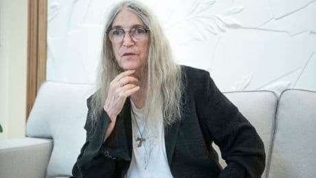 Rimbaud, Trump, Gaza et les secrets de l’album « Horses » : entretien exclusif avec Patti Smith