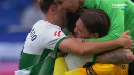 Paliza al Deportivo y ascenso a Primera: así lo celebró el Elche