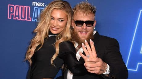 Jutta Leerdam en Jake Paul in Italië voor bruiloft Logan Paul en Nina Agdal