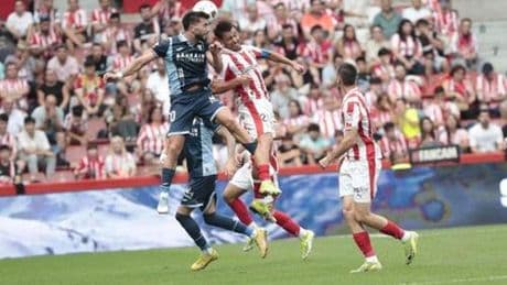 Jacobo, tras su tanto ante el Sporting: "Estamos en la dinámica del año pasado, parece que no quiere entrar el balón"