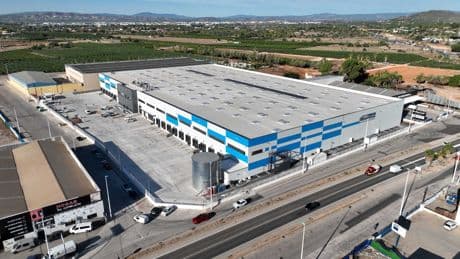 Scannell vende a Savills el centro logístico de Dachser en Valencia por 20 millones