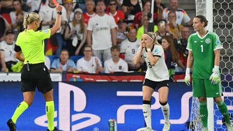 „Keine Absicht“ - So verteidigt der DFB Hendrichs Zopf-Rot