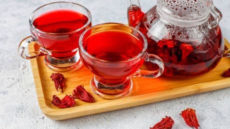 La infusión antioxidante que es ideal para la hinchazón abdominal