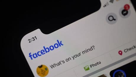 Tech giants must ‘act quickly’ to take down misleading posts, police watchdog says