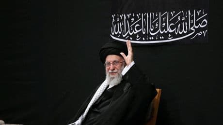 Irán suspende cooperación nuclear y reprime con dureza tras la guerra: la población, entre la ira y el miedo