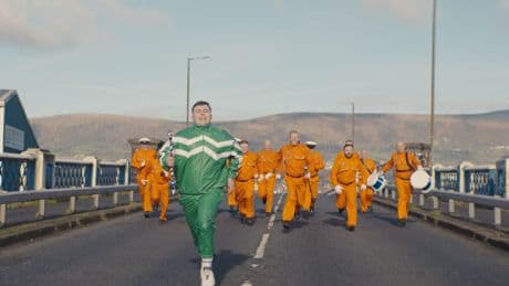« Kneecap », le rap au service de la langue irlandaise