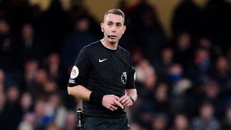 Ontslagen Premier League-arbiter David Coote aangeklaagd voor het maken van een aanstootgevende foto van een kind