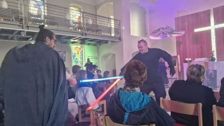 Kirchen: "Star Wars"-Gottesdienst in Bensberg abgehalten