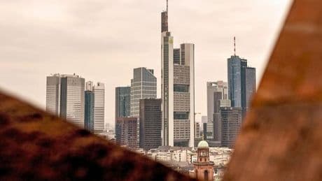 Zinspapiere von Banken: „Bankanleihen sind ein spannender Baustein im Depot“