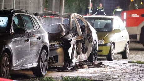 Berlin-Schöneberg: Auto explodiert – Mann verletzt