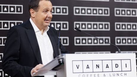 Vanadi vincula el sueldo de los consejeros a la cotización, y puede llegar a 2 millones