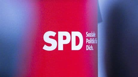 „Kein Beamter muss Angst haben“ – SPD-Fraktionsvize verteidigt Bas‘ Rentenvorstoß