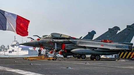 En direct, guerre en Ukraine : la France va envoyer trois Rafale pour « contribuer à la protection de l’espace aérien » de la Pologne après l’incursion de drones russes