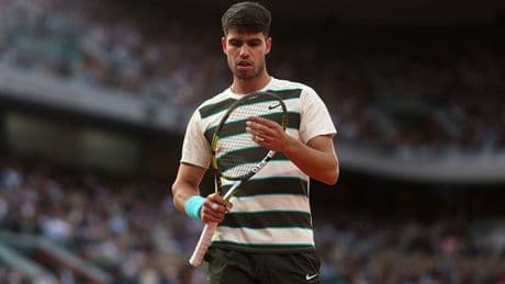 Carlos Alcaraz v Lorenzo Musetti live: Scores and updates from French Open semi-final before Djokovic v Sinner