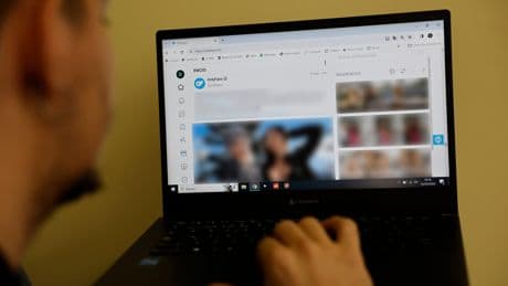 Así fue la primera operación policial contra la filtración de imágenes de Onlyfans: “Es delito si la chica no lo autoriza”