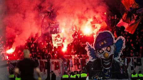 Umstrittenes Interview über Pyro und Banner - Bürgermeister geht auf Boss von Traditionsklub los
