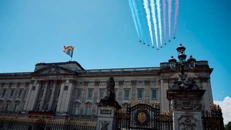 Map shows likely Red Arrows flypast route on VE Day 2025