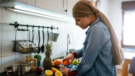 'I'm a dietician for cancer patients - five common mistakes are made after diagnosis'