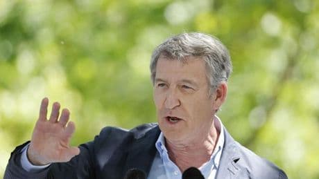 Feijóo anuncia que el PP defenderá en la ponencia política que la inmigración tiene que "disminuir" en España