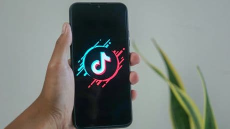 TikTok acaba de recibir una multa histórica en Europa: 530 millones de euros por enviar datos de los usuarios a China