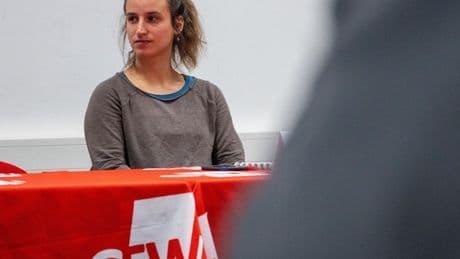 Streit um Referendariat: Klimaaktivistin Poettinger verklagt den Freistaat Bayern