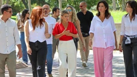 Yolanda Díaz negocia de forma directa con Puigdemont para evitar el fracaso de la reducción de la jornada laboral