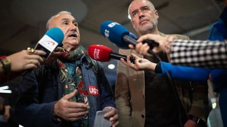 Los sindicatos salen a la calle en un Primero de Mayo vacío de conquistas y con la reducción de la jornada amenazada por el mercadeo parlamentario