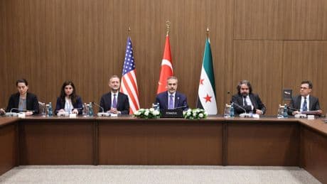 İstanbul barış müzakerelerinde Türkiye'nin diplomatik rolü dünya basınında yankı buldu