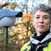 Kunst: Künstlerin macht Hüte für Laternen gegen Lichtverschmutzung