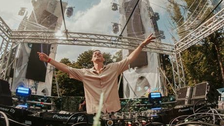 DJ aus Iserlohn: DJ DBroke – Vom Kinderzimmer auf die Parookaville-Bühne