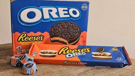 I tried the new Oreo-Reese's collab that was 3 years in the making