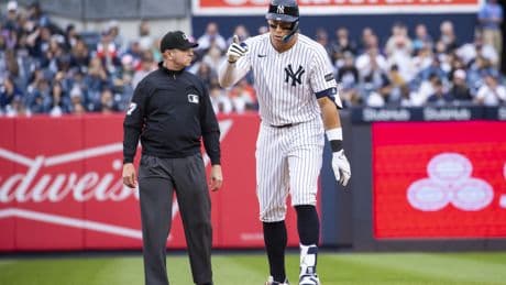 Aaron Judge captivating Yankees fans with greatness at every turn: ‘Mickey Mantle of our time’