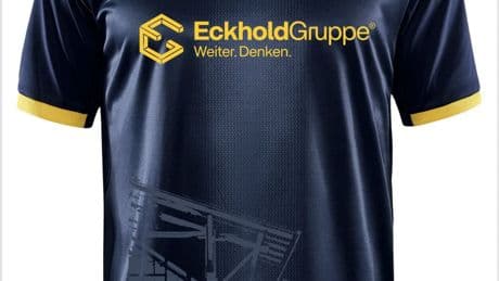 So was gab es noch nie - Traditionsklub präsentiert abgefahrenes Pokal-Trikot