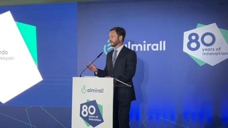 Almirall triplica su beneficio gracias a sus fármacos biológicos superventas