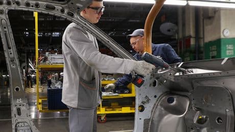 Deutscher Autozulieferer ist insolvent - fast jeder zweite Mitarbeiter muss gehen