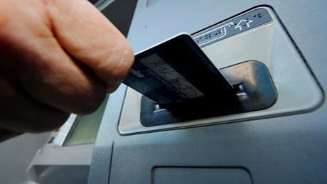 2 cousins charged in 23 distraction thefts across Ontario