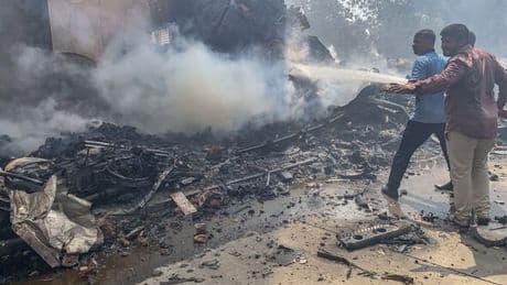 Air India: I'm a former pilot - this is my theory for what caused deadly crash
