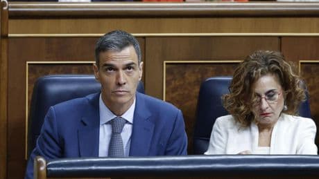 Cruce de acusaciones de corrupción entre Sánchez y Feijóo en una tensa sesión en el Congreso