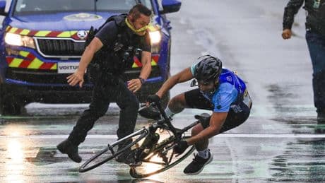 Tour de France: Störer von 17. Etappe verurteilt