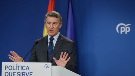 Feijóo desmonta a Sánchez y recuerda que es el Gobierno y no el PSOE el que adjudica obras públicas
