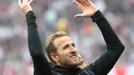 Spezzata la maledizione di Kane. Finalmente campione... ma dalla tribuna
