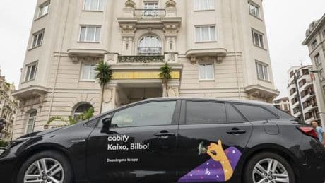 Campaña de control de licencias VTC y de taxis en Bilbao