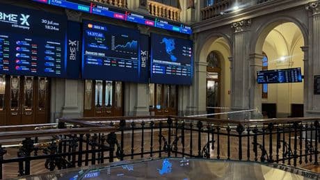 El Ibex se debate entre los resultados y la Fed