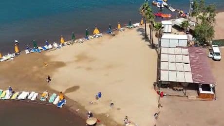 Marmaris Kızkumu'nda ruhsatsız yapıya mühür