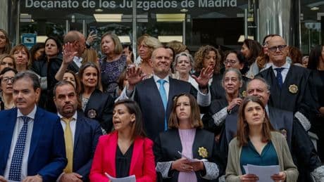 Jueces y fiscales convocan una huelga de tres días contra las reformas judiciales del Gobierno y Bolaños mantiene el pulso