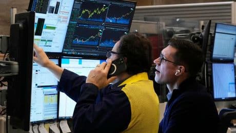 Dow Jones, S&P 500, Nasdaq: US-Anleger trotz Zollausnahmen vorsichtig – Wall Street schließt leicht im Plus