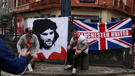 Ey Amerika futbol senin neyine 4 : Defans oyuncularının antrenman konisinden farkı yoktu